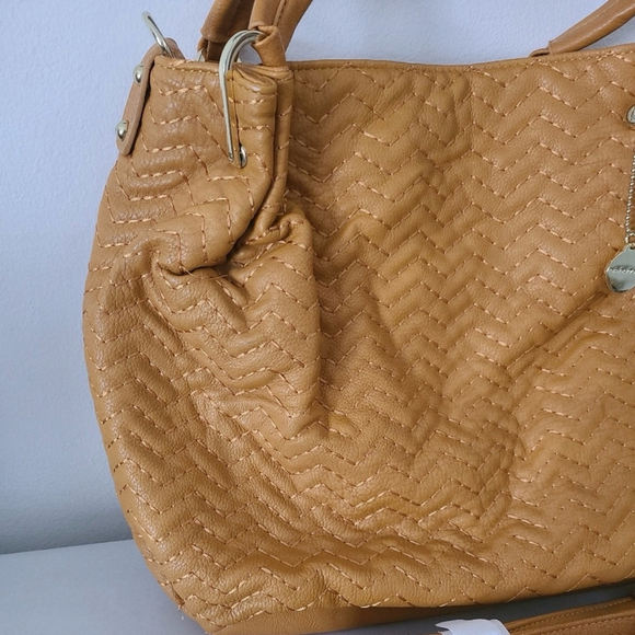 NWOT Big Buddha Mustard Yellow Vegan Leather Herringbone Pattern Shoulder Bag - Picture 4 of 10